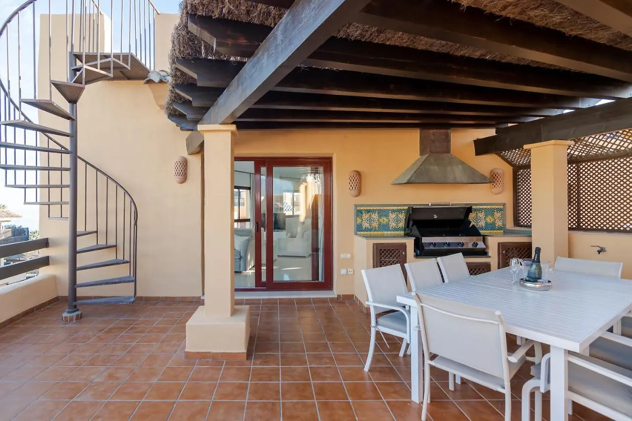 Bellavista Marbella - Stunning Beachside Luxury Penthouse Apartment Estepona