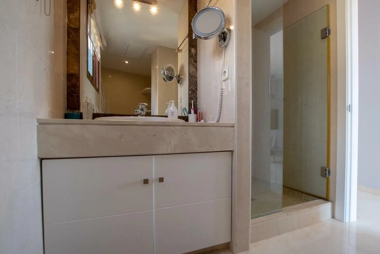 Bellavista Marbella - Stunning Beachside Luxury Penthouse Apartment Estepona